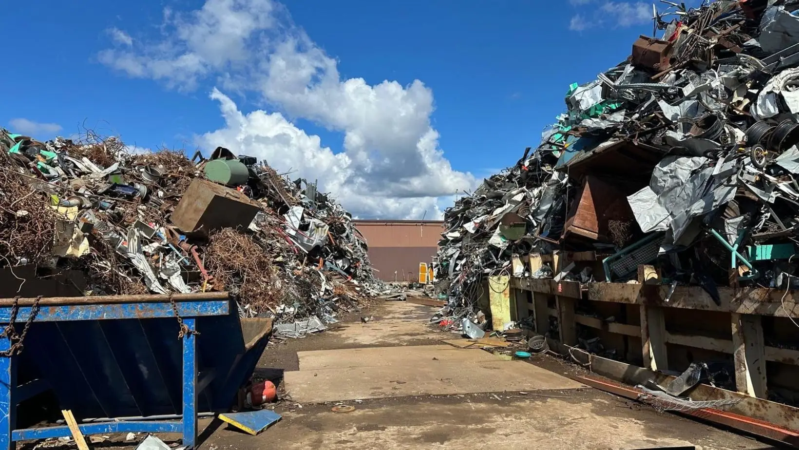 Privatperson som säljer metallskrot från hemmet hos Mr Recycle